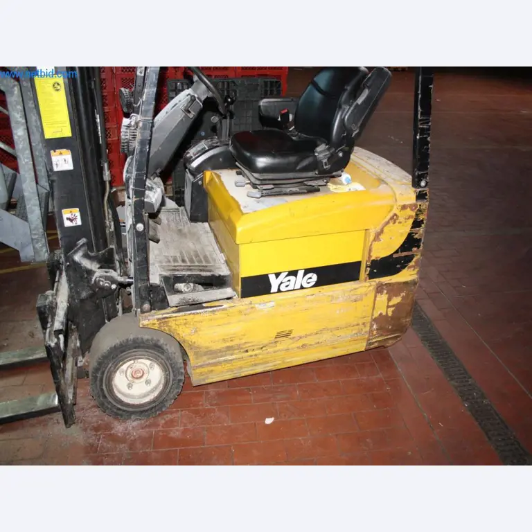 Devices for air conditioning, heating and cooling, workshop and storage facilities-4