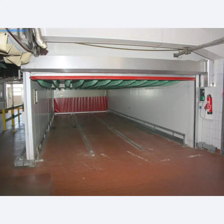 Devices for air conditioning, heating and cooling, workshop and storage facilities-5