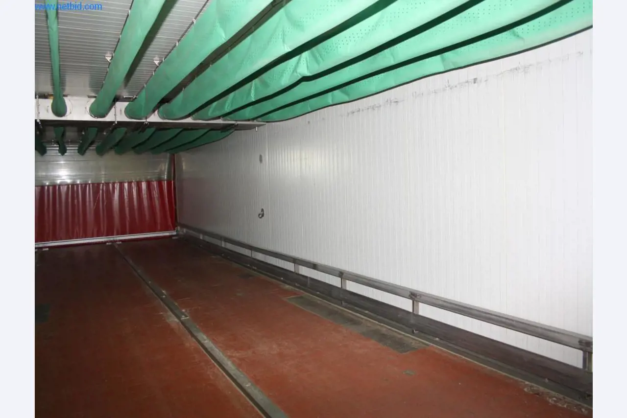 Devices for air conditioning, heating and cooling, workshop and storage facilities-6