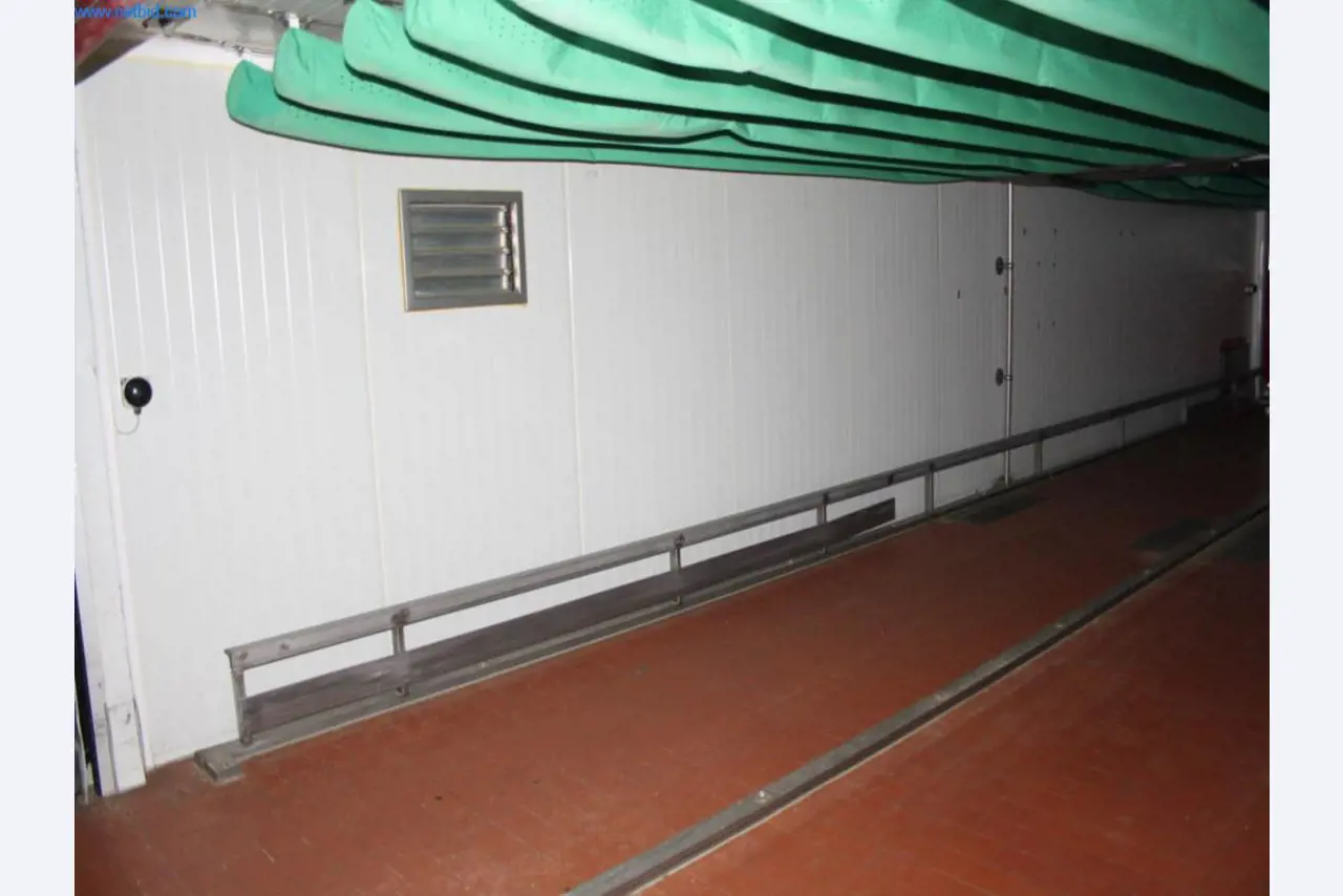 Devices for air conditioning, heating and cooling, workshop and storage facilities-7