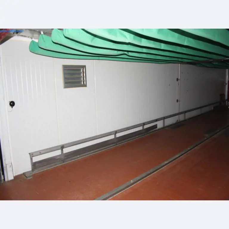 Devices for air conditioning, heating and cooling, workshop and storage facilities-7