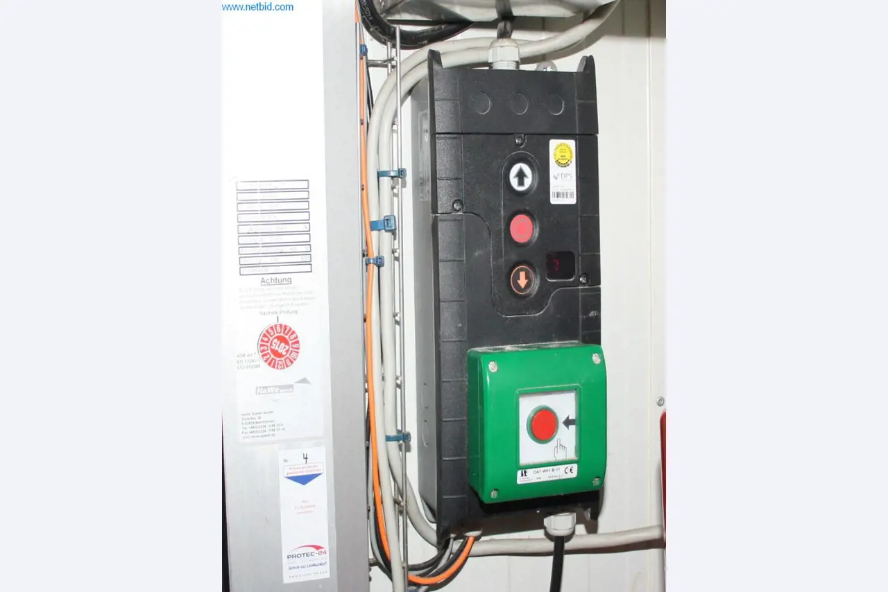 Devices for air conditioning, heating and cooling, workshop and storage facilities-8