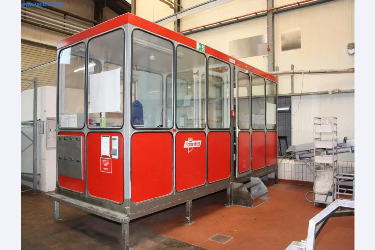 Devices for air conditioning, heating and cooling, workshop and storage facilities-1