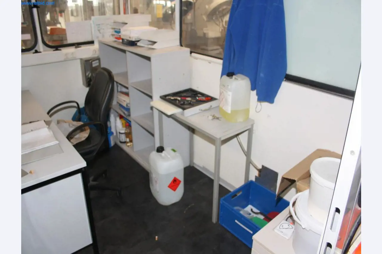 Devices for air conditioning, heating and cooling, workshop and storage facilities-7