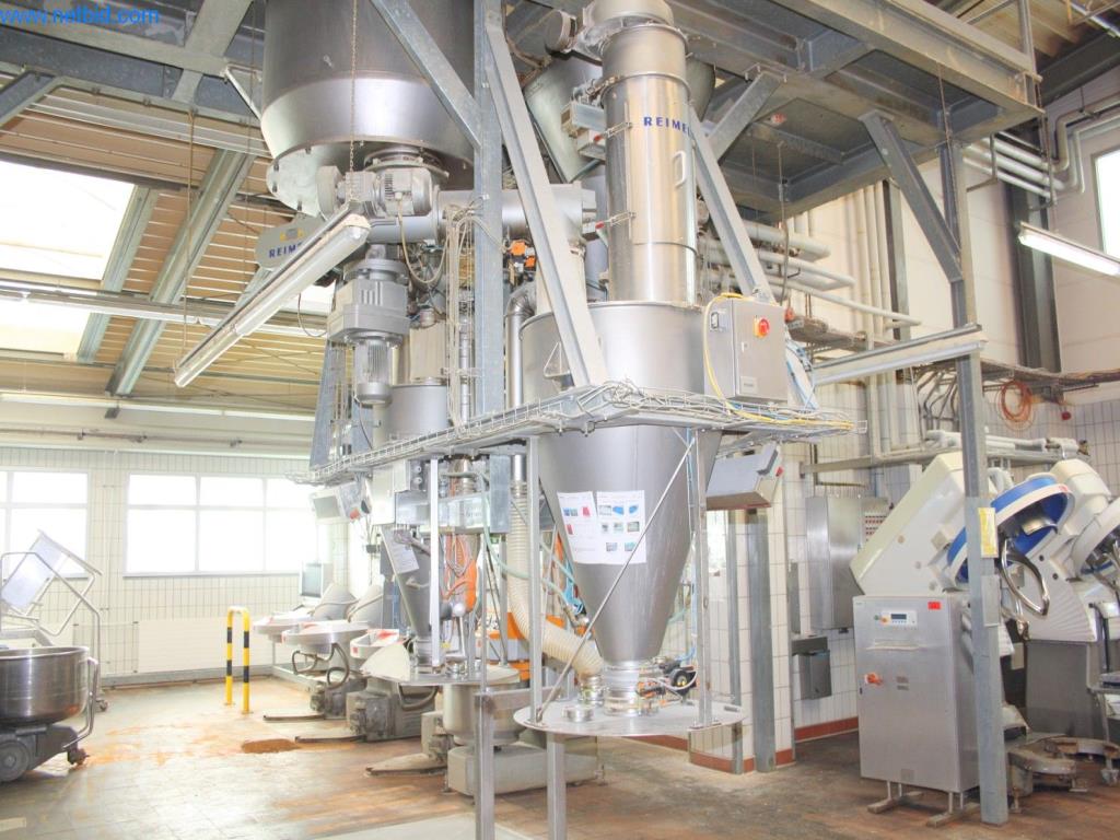 Devices for air conditioning, heating and cooling, workshop and storage facilities-1