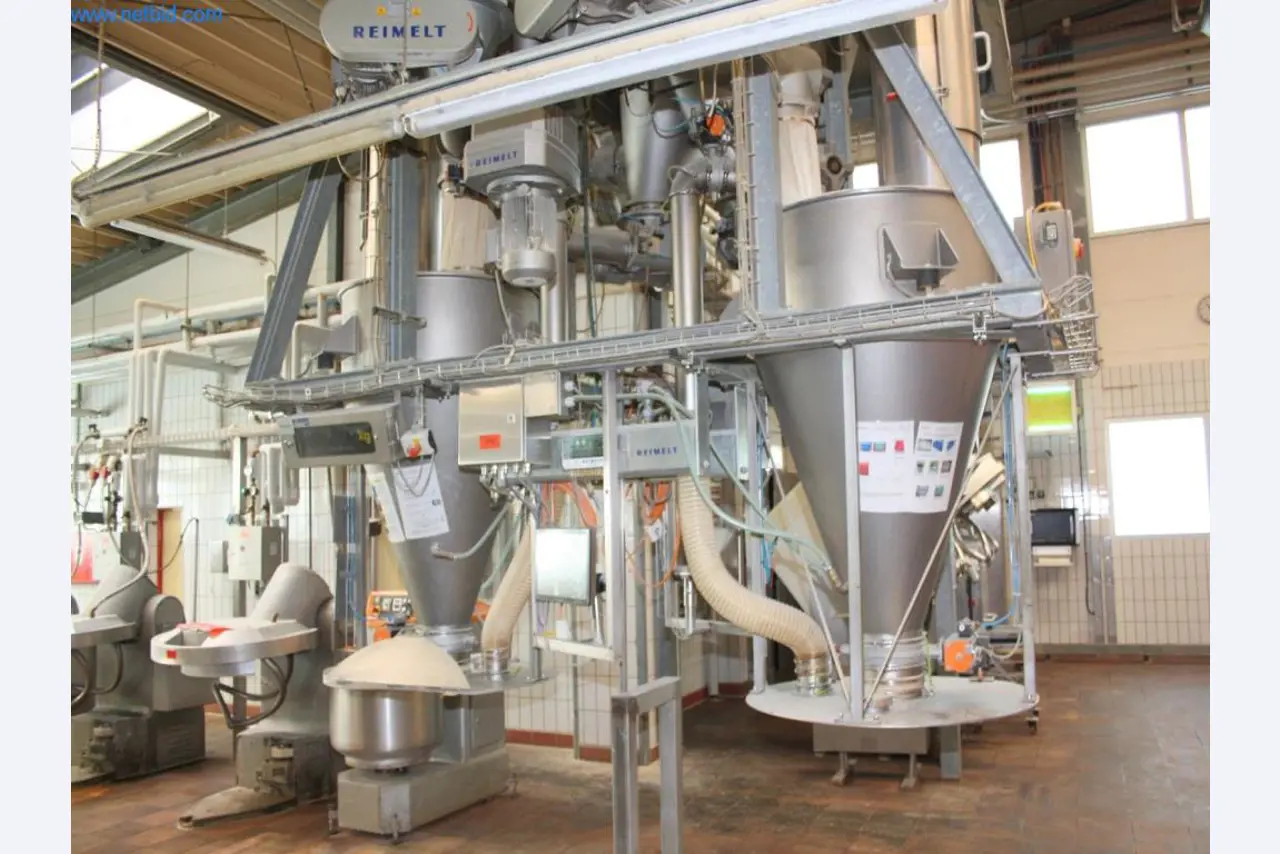 Devices for air conditioning, heating and cooling, workshop and storage facilities-2