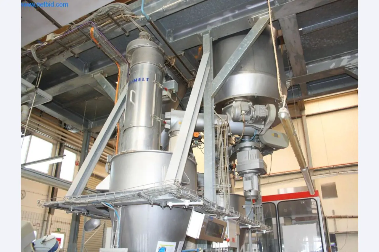 Devices for air conditioning, heating and cooling, workshop and storage facilities-6