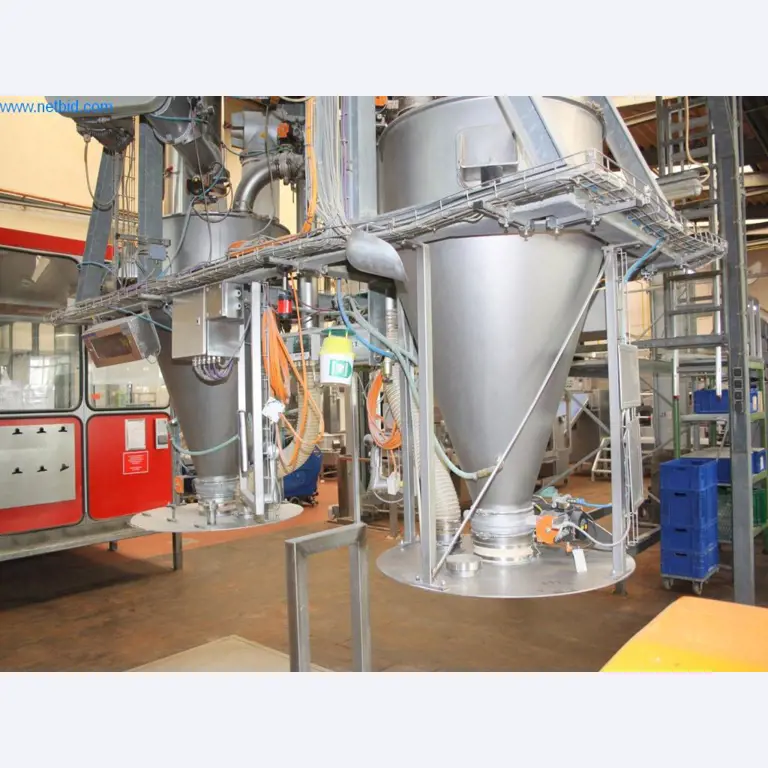 Devices for air conditioning, heating and cooling, workshop and storage facilities-8