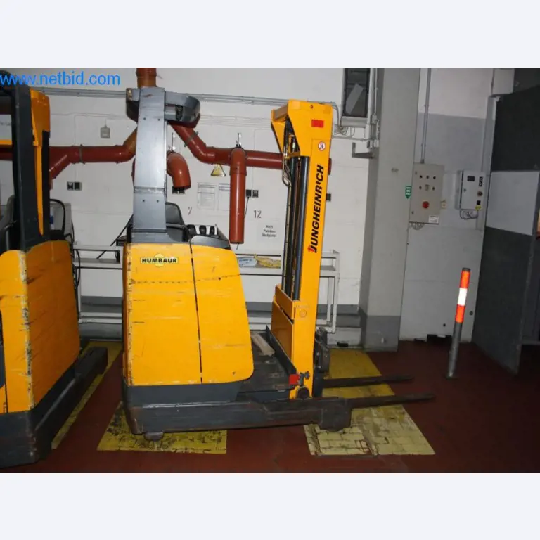 Devices for air conditioning, heating and cooling, workshop and storage facilities-1