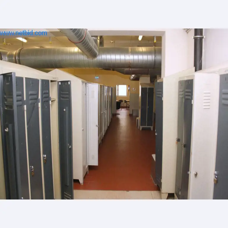 Devices for air conditioning, heating and cooling, workshop and storage facilities-3