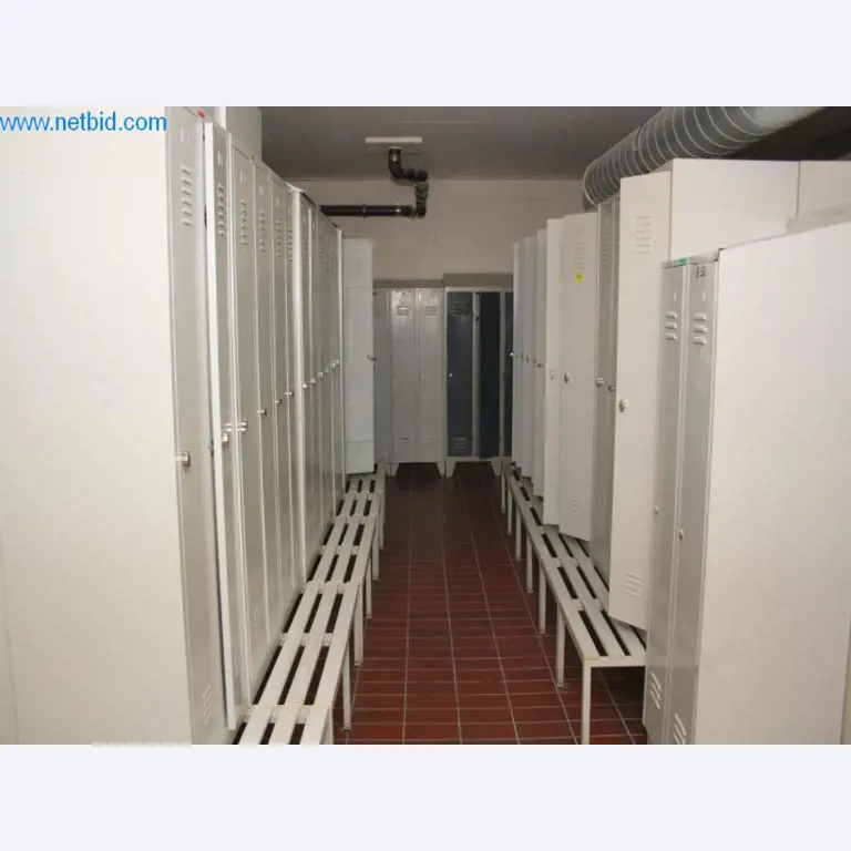 Devices for air conditioning, heating and cooling, workshop and storage facilities-6