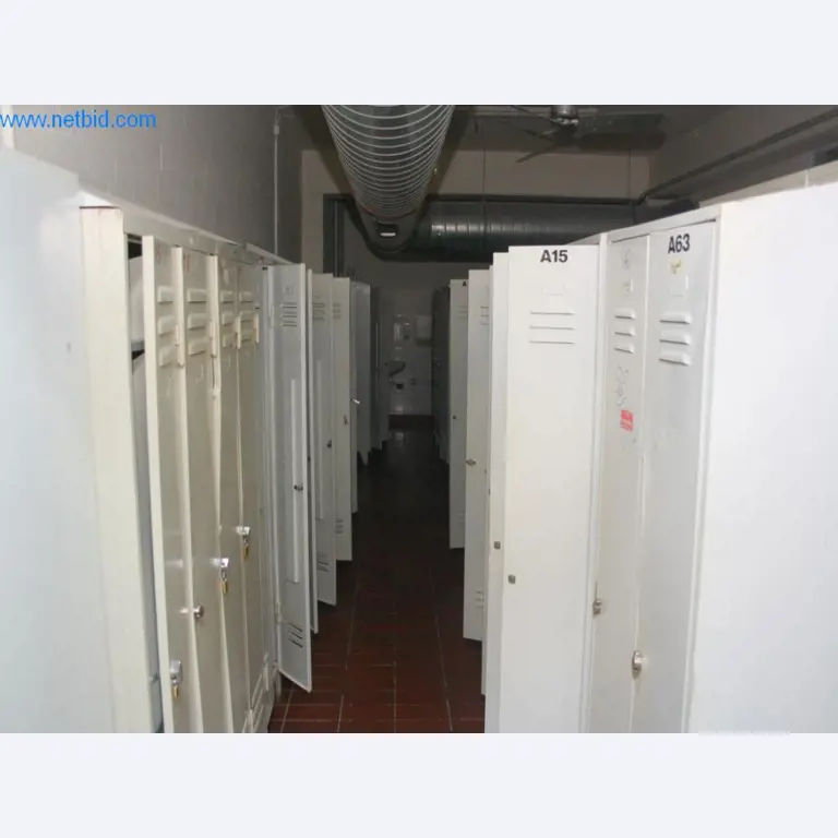 Devices for air conditioning, heating and cooling, workshop and storage facilities-7