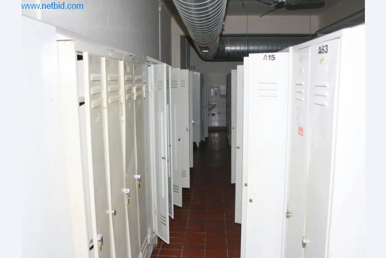 Devices for air conditioning, heating and cooling, workshop and storage facilities-8
