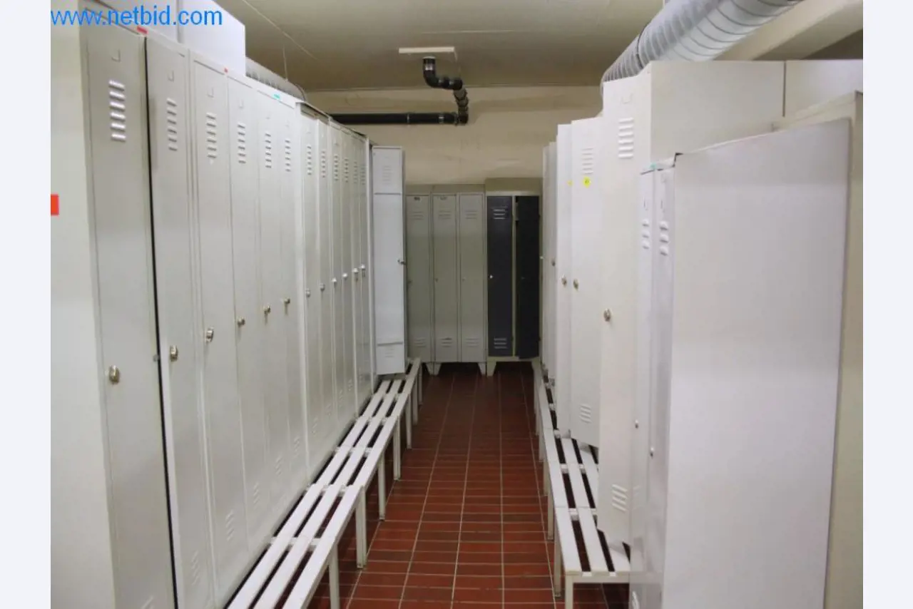 Devices for air conditioning, heating and cooling, workshop and storage facilities-1