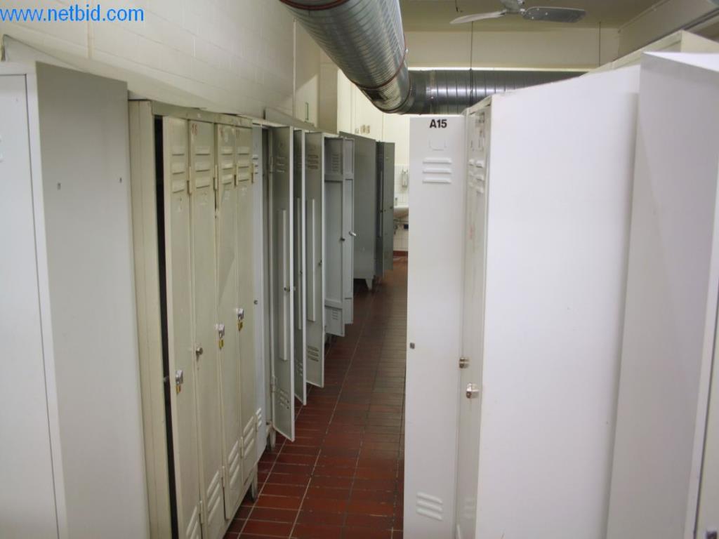 Devices for air conditioning, heating and cooling, workshop and storage facilities-7