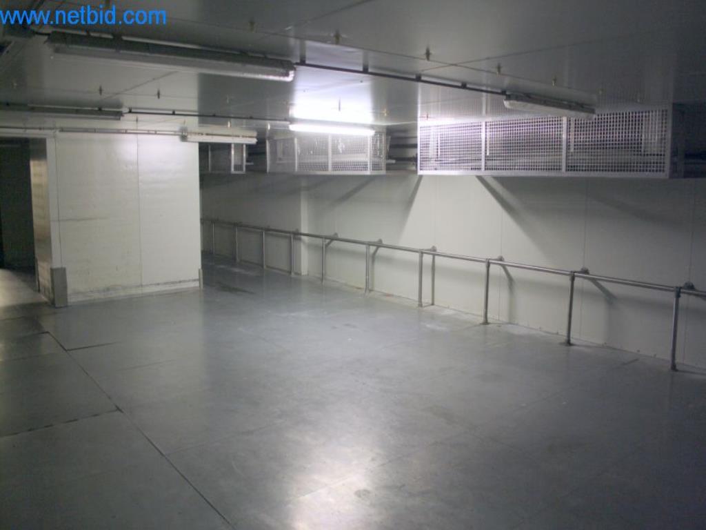 Devices for air conditioning, heating and cooling, workshop and storage facilities-2