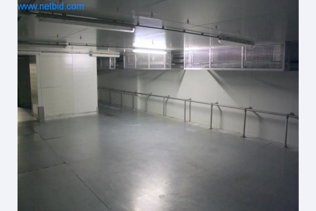 Devices for air conditioning, heating and cooling, workshop and storage facilities-2