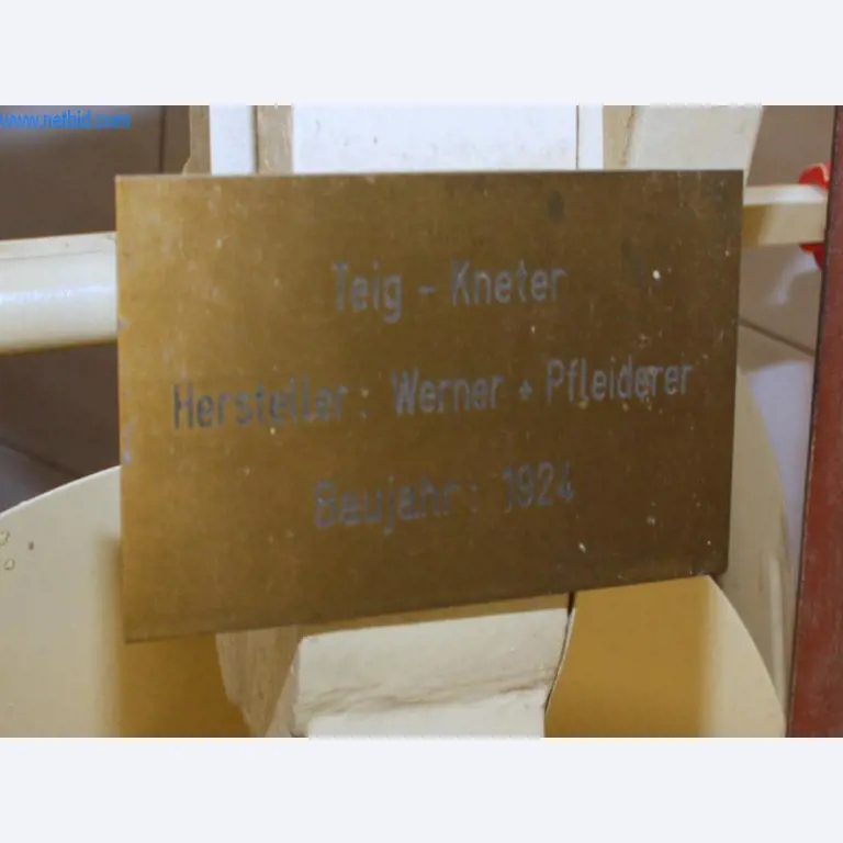 Devices for air conditioning, heating and cooling, workshop and storage facilities-3