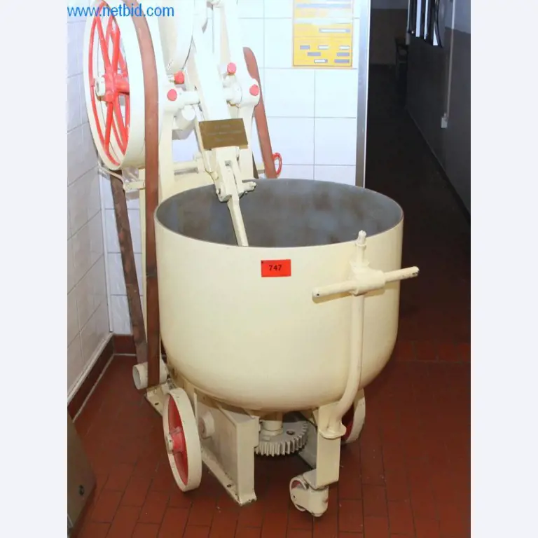 Devices for air conditioning, heating and cooling, workshop and storage facilities-4