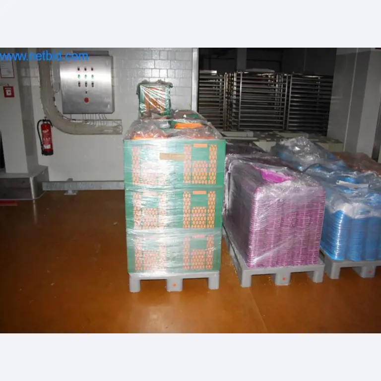 Devices for air conditioning, heating and cooling, workshop and storage facilities-1