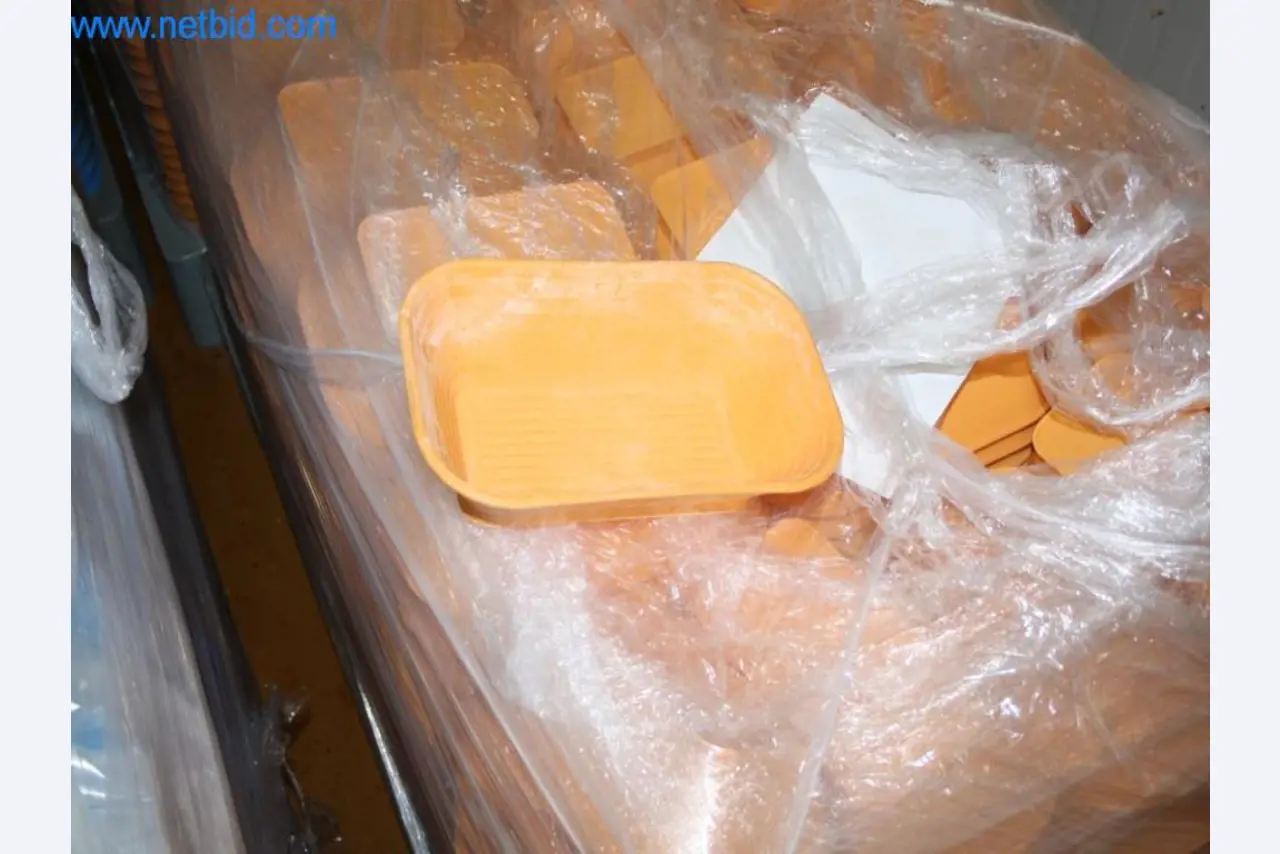 Devices for air conditioning, heating and cooling, workshop and storage facilities-3