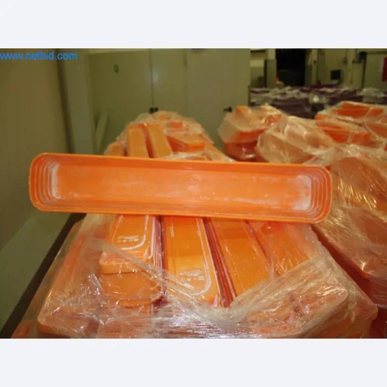 Devices for air conditioning, heating and cooling, workshop and storage facilities-5