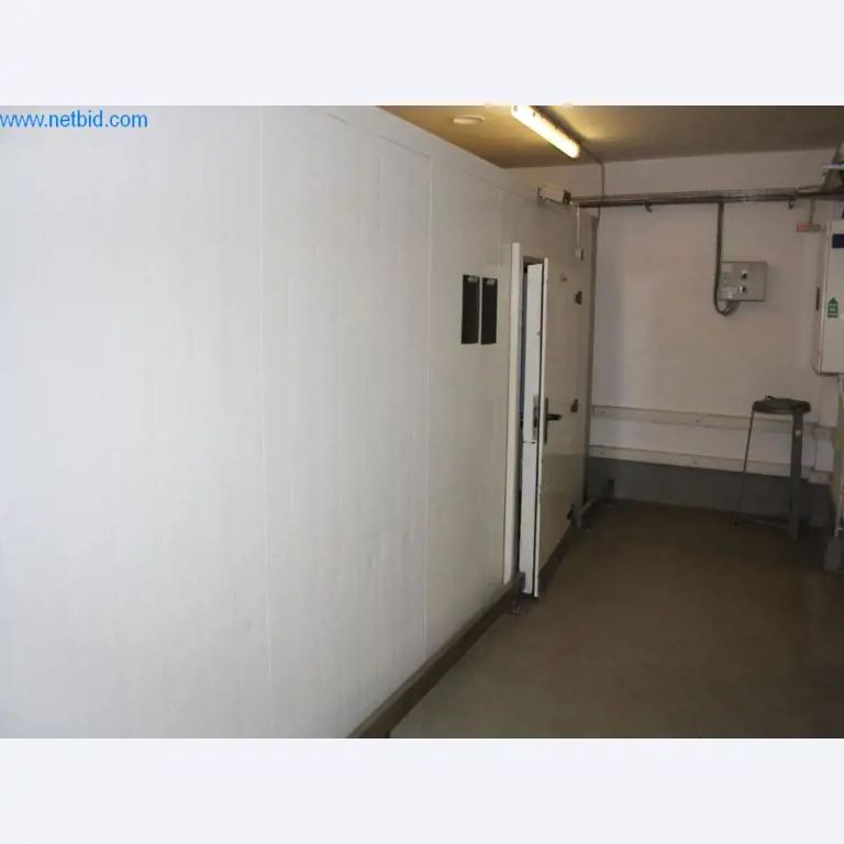 Devices for air conditioning, heating and cooling, workshop and storage facilities-2