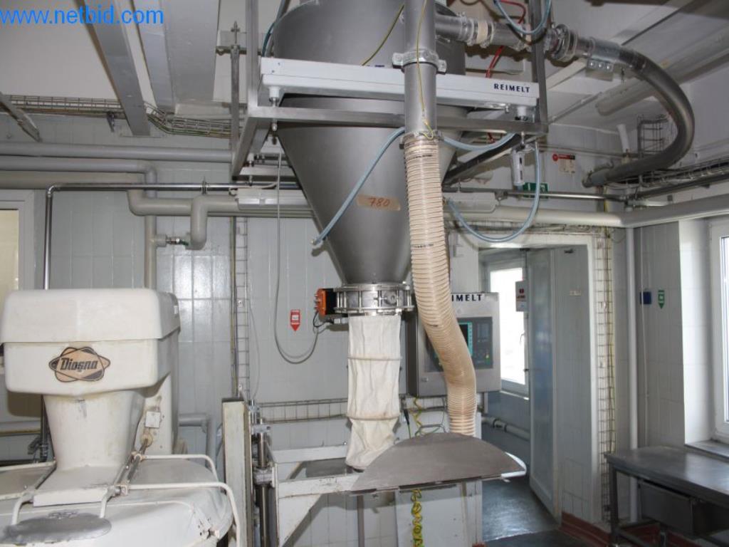 Devices for air conditioning, heating and cooling, workshop and storage facilities-1