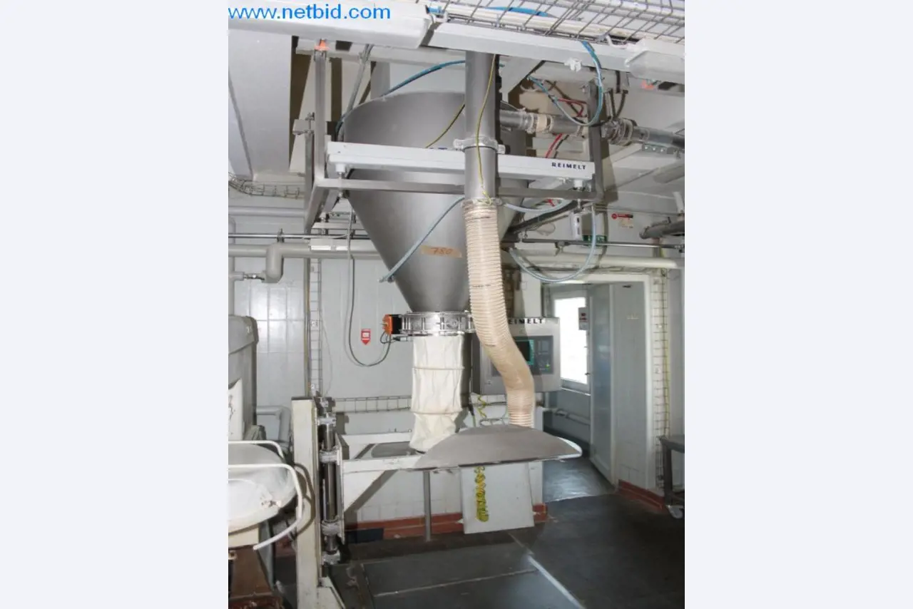 Devices for air conditioning, heating and cooling, workshop and storage facilities-2