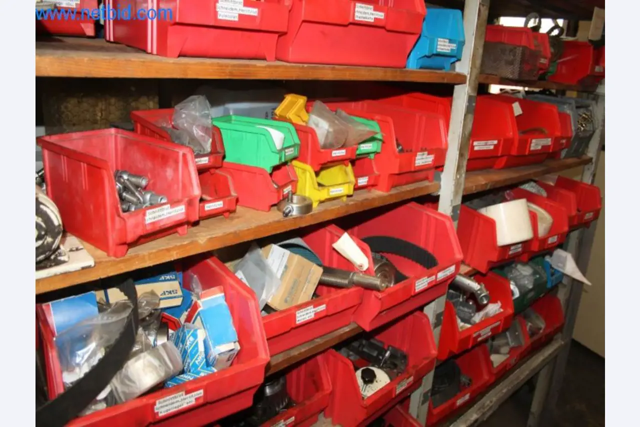 Devices for air conditioning, heating and cooling, workshop and storage facilities-10