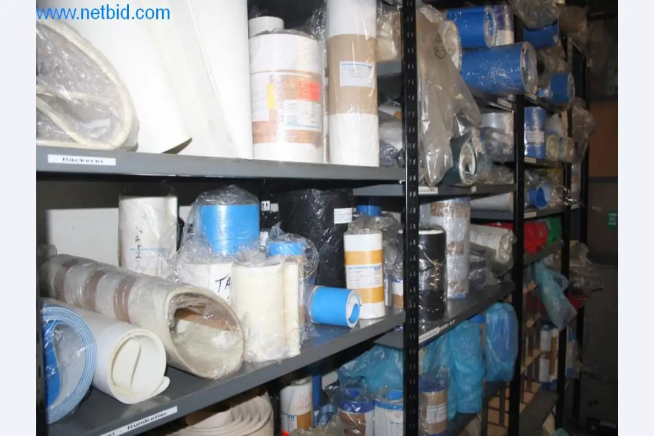 Devices for air conditioning, heating and cooling, workshop and storage facilities-5