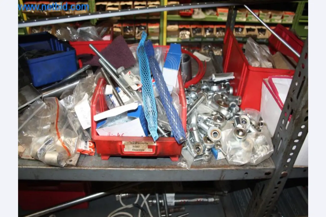 Devices for air conditioning, heating and cooling, workshop and storage facilities-9