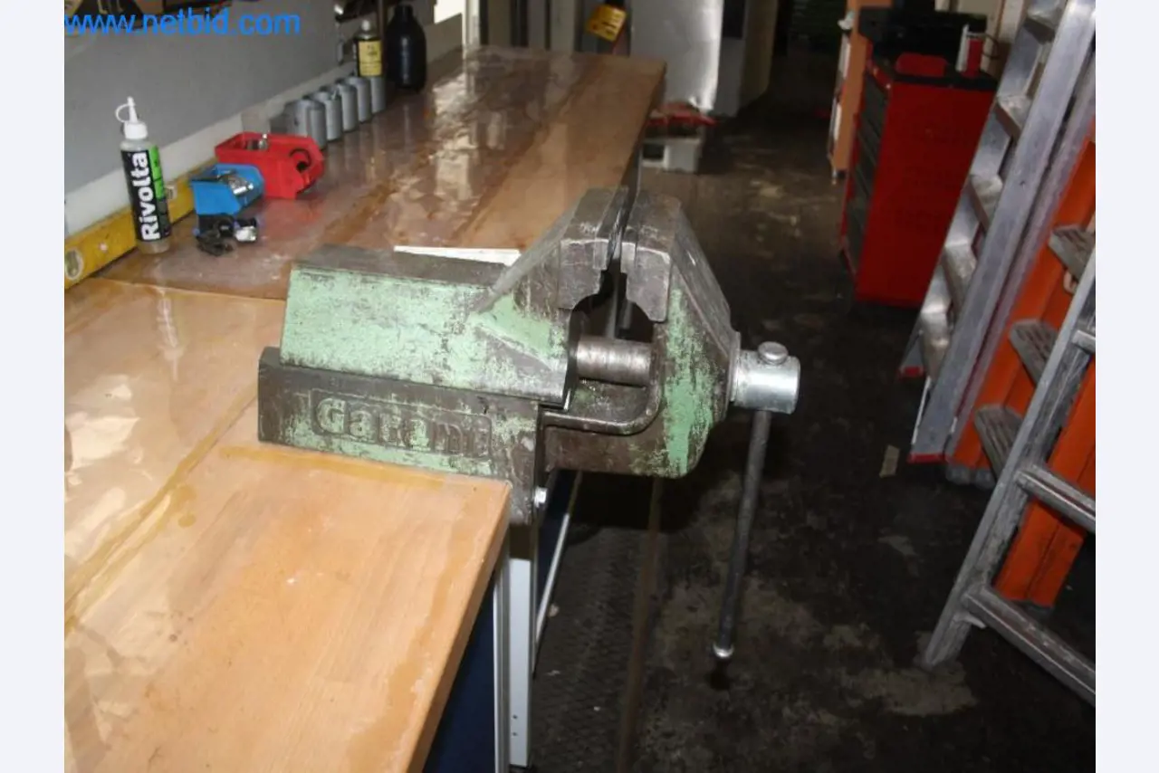 Devices for air conditioning, heating and cooling, workshop and storage facilities-4