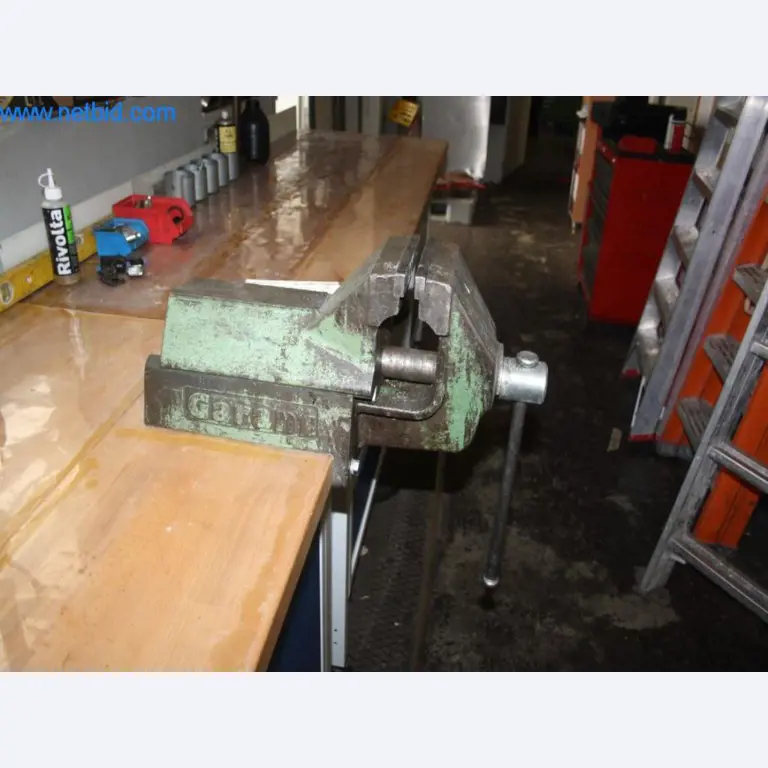 Devices for air conditioning, heating and cooling, workshop and storage facilities-4