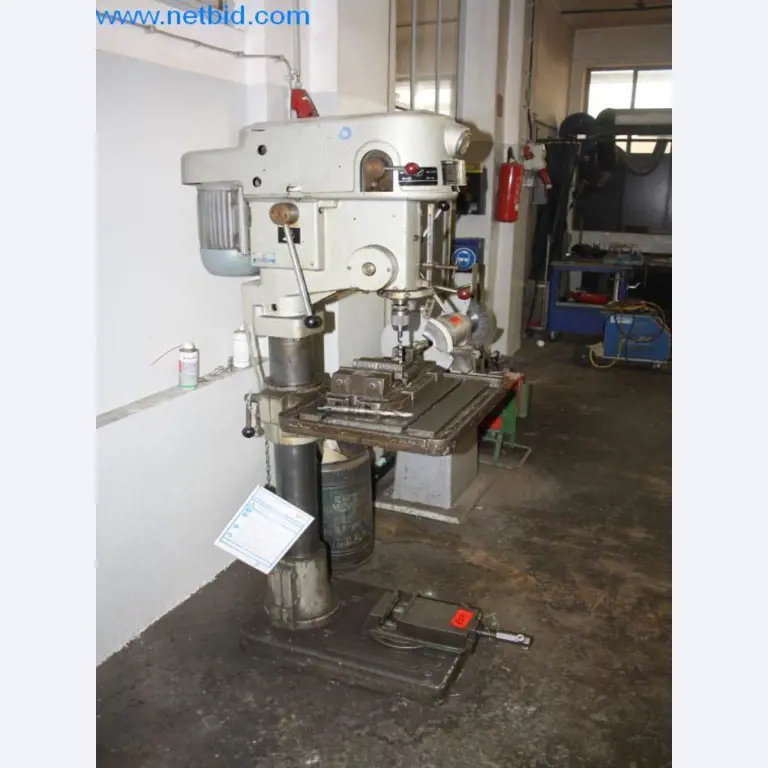 Devices for air conditioning, heating and cooling, workshop and storage facilities-6