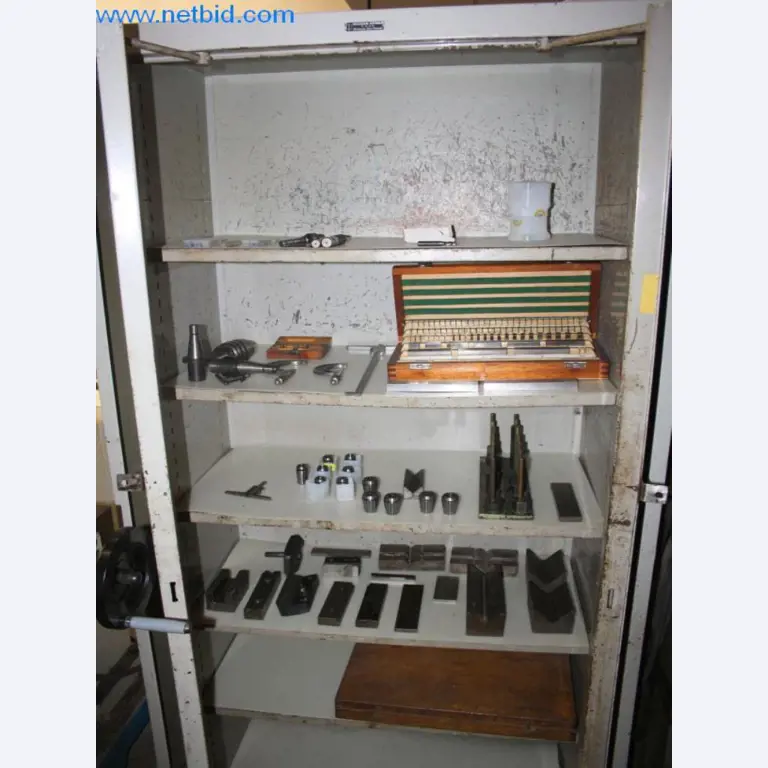 Devices for air conditioning, heating and cooling, workshop and storage facilities-11