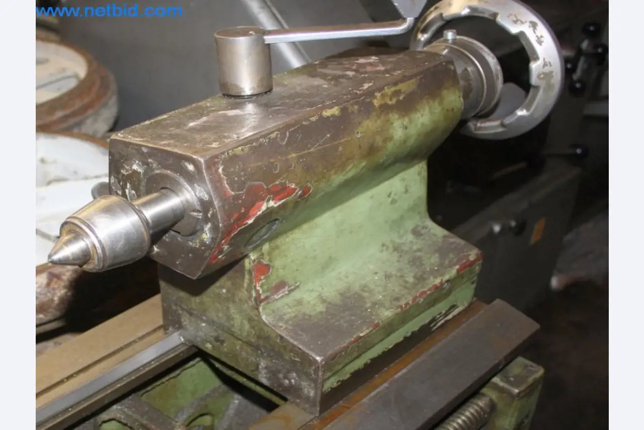 Devices for air conditioning, heating and cooling, workshop and storage facilities-7