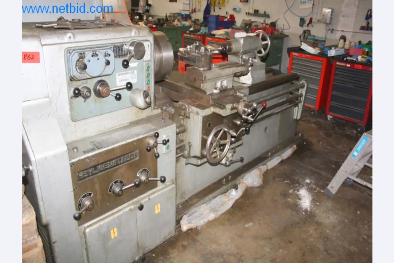 Devices for air conditioning, heating and cooling, workshop and storage facilities-4