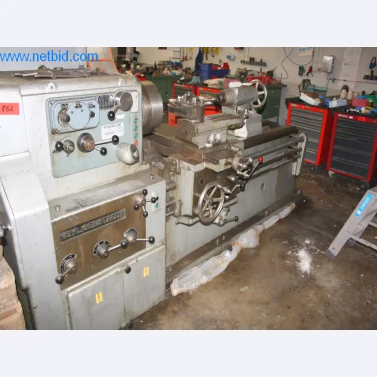 Devices for air conditioning, heating and cooling, workshop and storage facilities-4