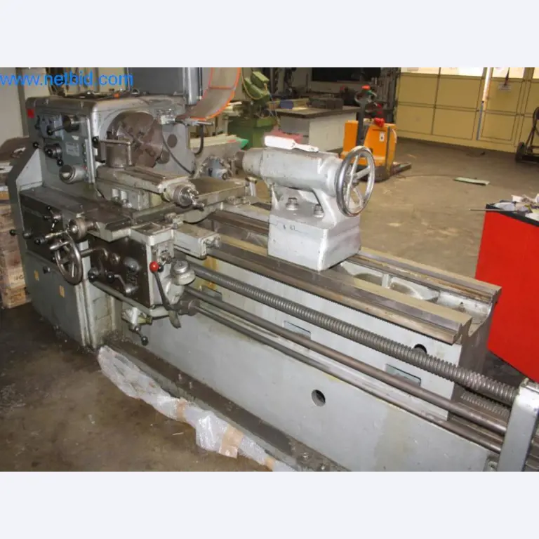 Devices for air conditioning, heating and cooling, workshop and storage facilities-8