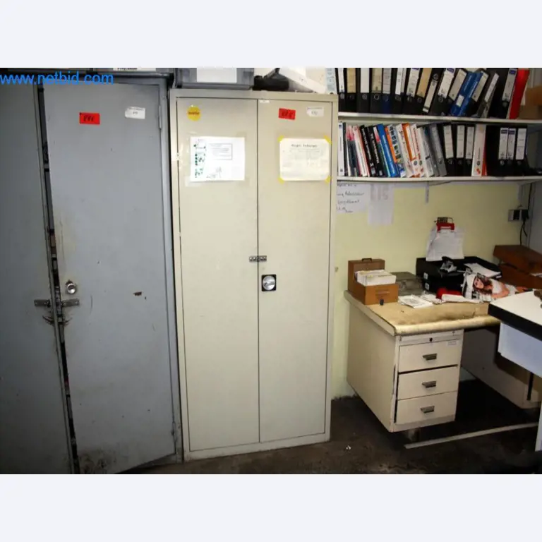 Devices for air conditioning, heating and cooling, workshop and storage facilities-1