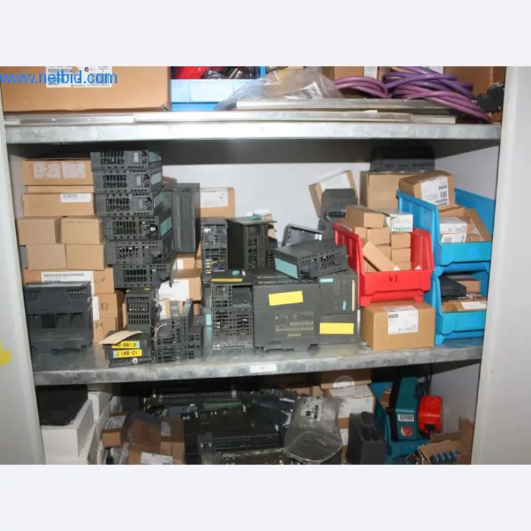 Devices for air conditioning, heating and cooling, workshop and storage facilities-4