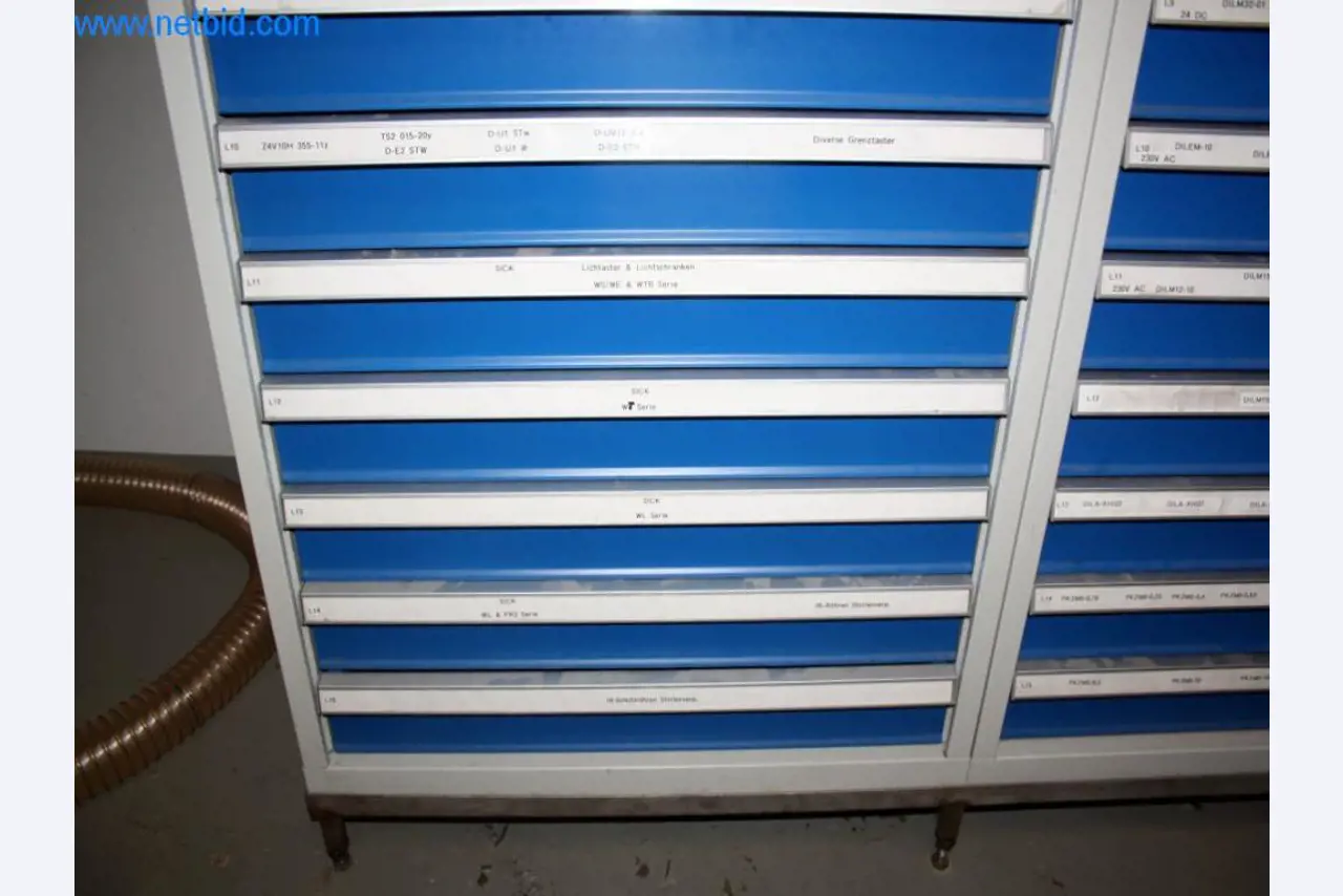 Devices for air conditioning, heating and cooling, workshop and storage facilities-5