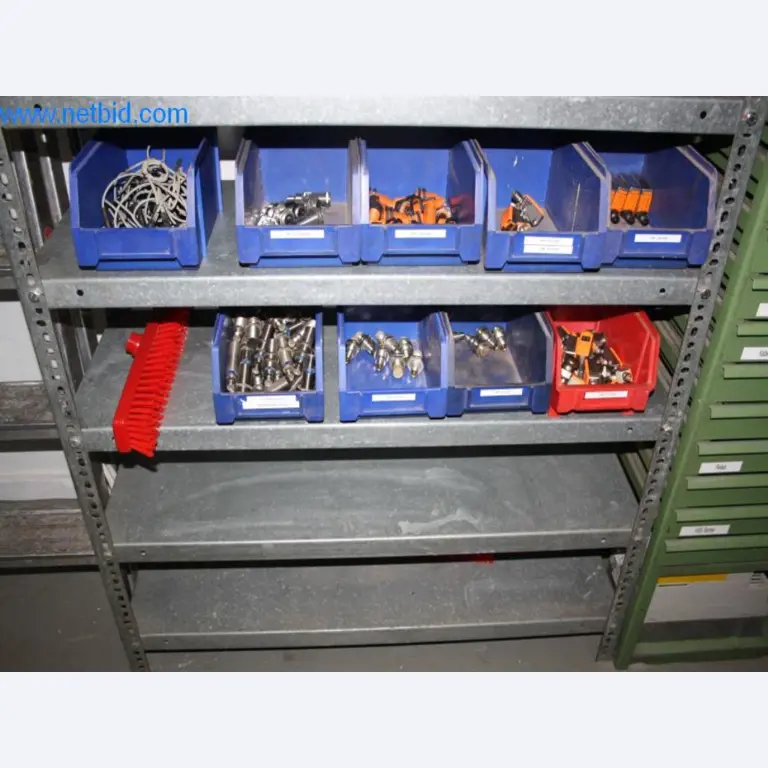 Devices for air conditioning, heating and cooling, workshop and storage facilities-5