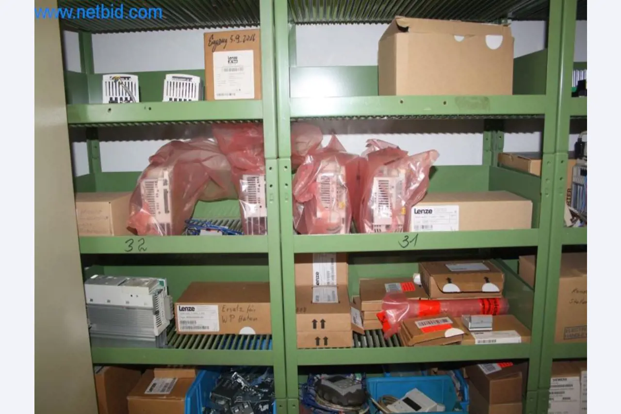 Devices for air conditioning, heating and cooling, workshop and storage facilities-9