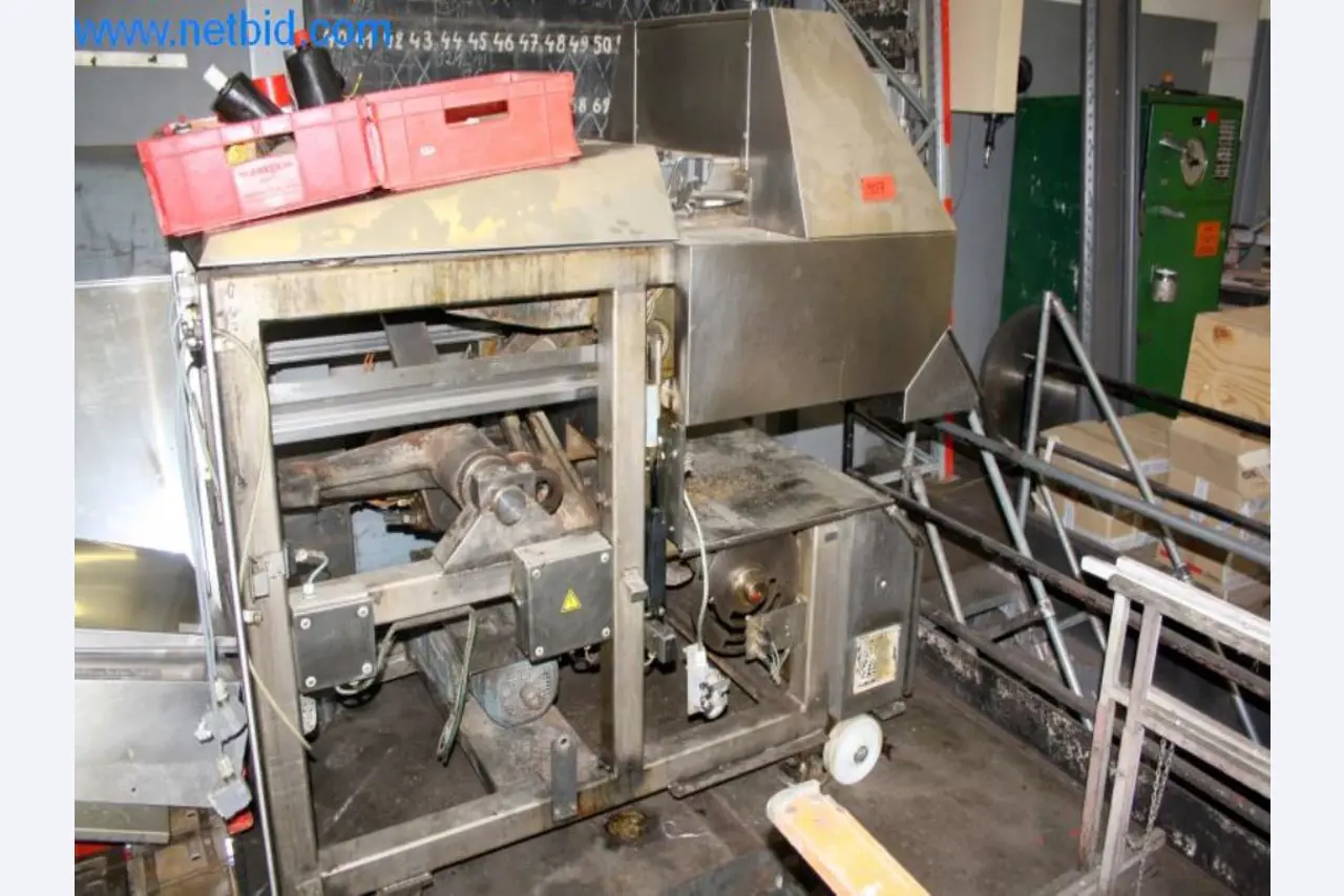 Devices for air conditioning, heating and cooling, workshop and storage facilities-3