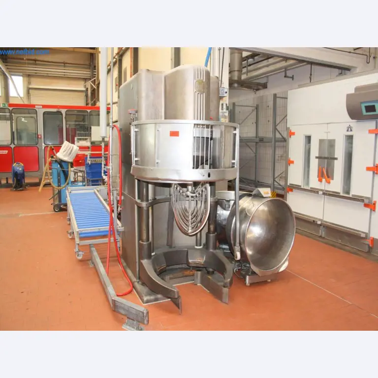 Devices for air conditioning, heating and cooling, workshop and storage facilities-1