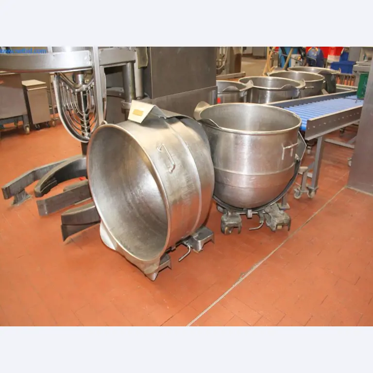 Devices for air conditioning, heating and cooling, workshop and storage facilities-5