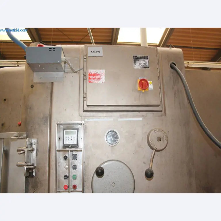 Devices for air conditioning, heating and cooling, workshop and storage facilities-6