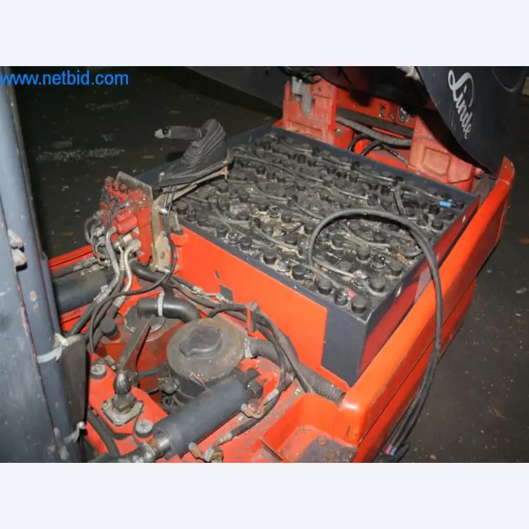 Devices for air conditioning, heating and cooling, workshop and storage facilities-8